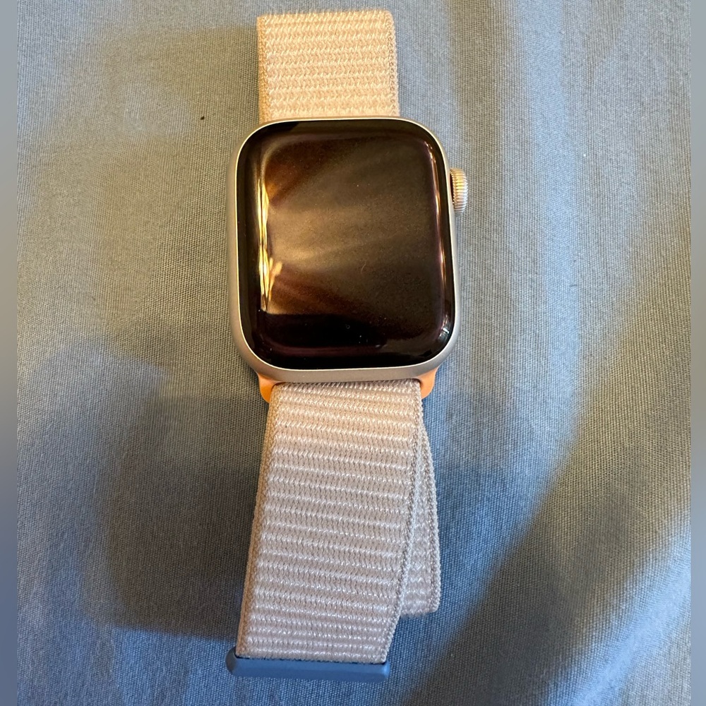 Series 9 GPS/Cellular Apple Watch